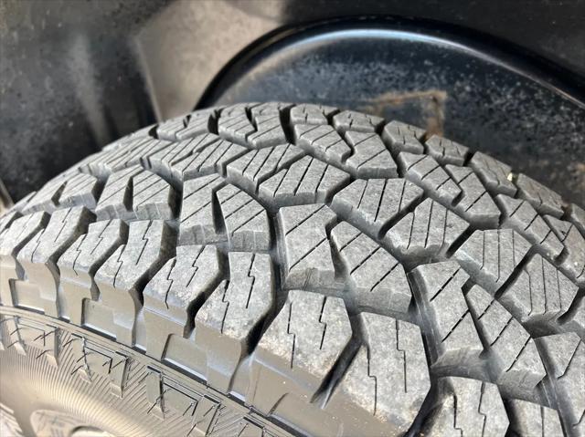 used 2000 Jeep Wrangler car, priced at $8,800