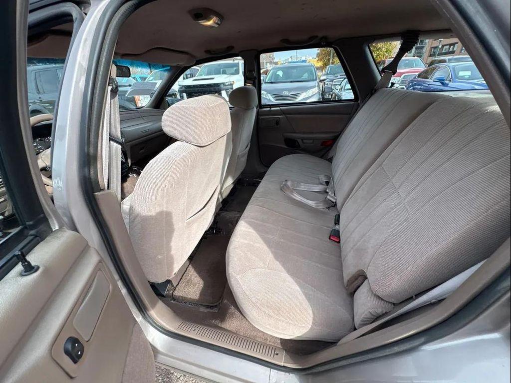 used 1994 Ford Taurus car, priced at $3,995