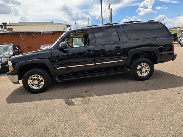 used 2004 Chevrolet Suburban car, priced at $10,900