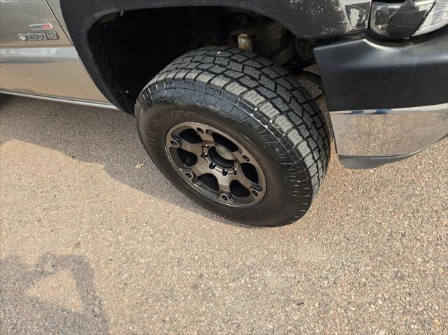 used 2001 Chevrolet Silverado 2500 car, priced at $9,995
