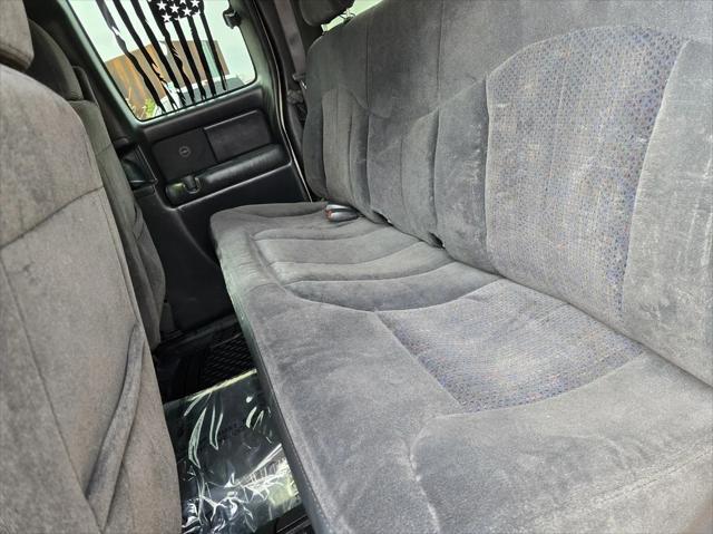 used 2001 Chevrolet Silverado 2500 car, priced at $9,995