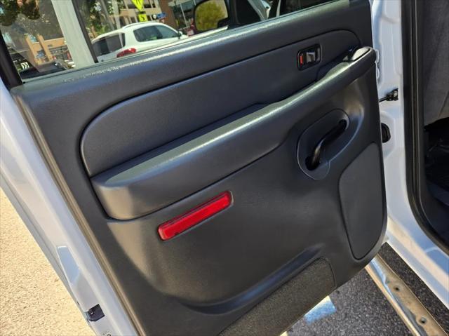 used 2005 GMC Sierra 1500 car, priced at $9,850