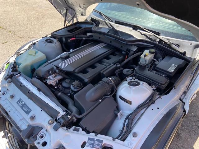 used 2001 BMW Z3 car, priced at $9,995