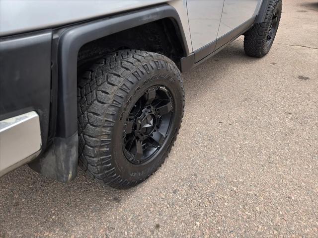 used 2007 Toyota FJ Cruiser car, priced at $13,995