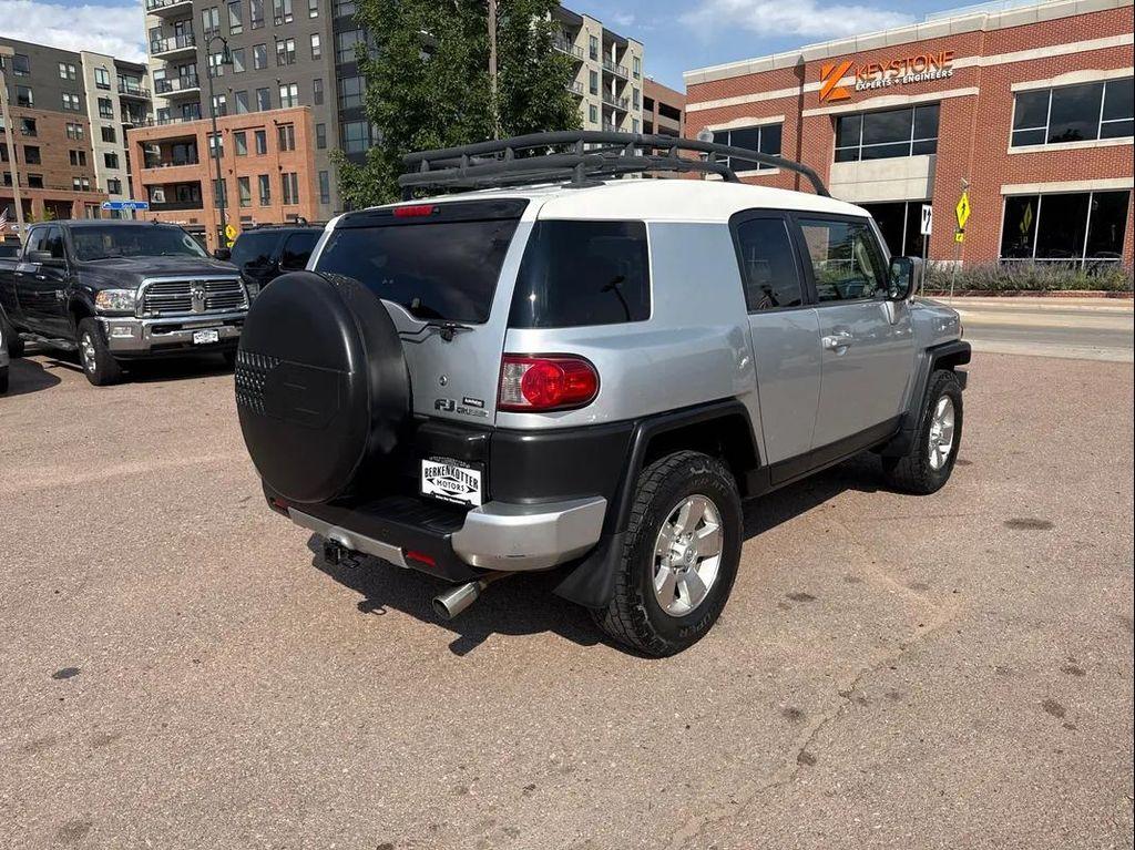 used 2007 Toyota FJ Cruiser car, priced at $11,995