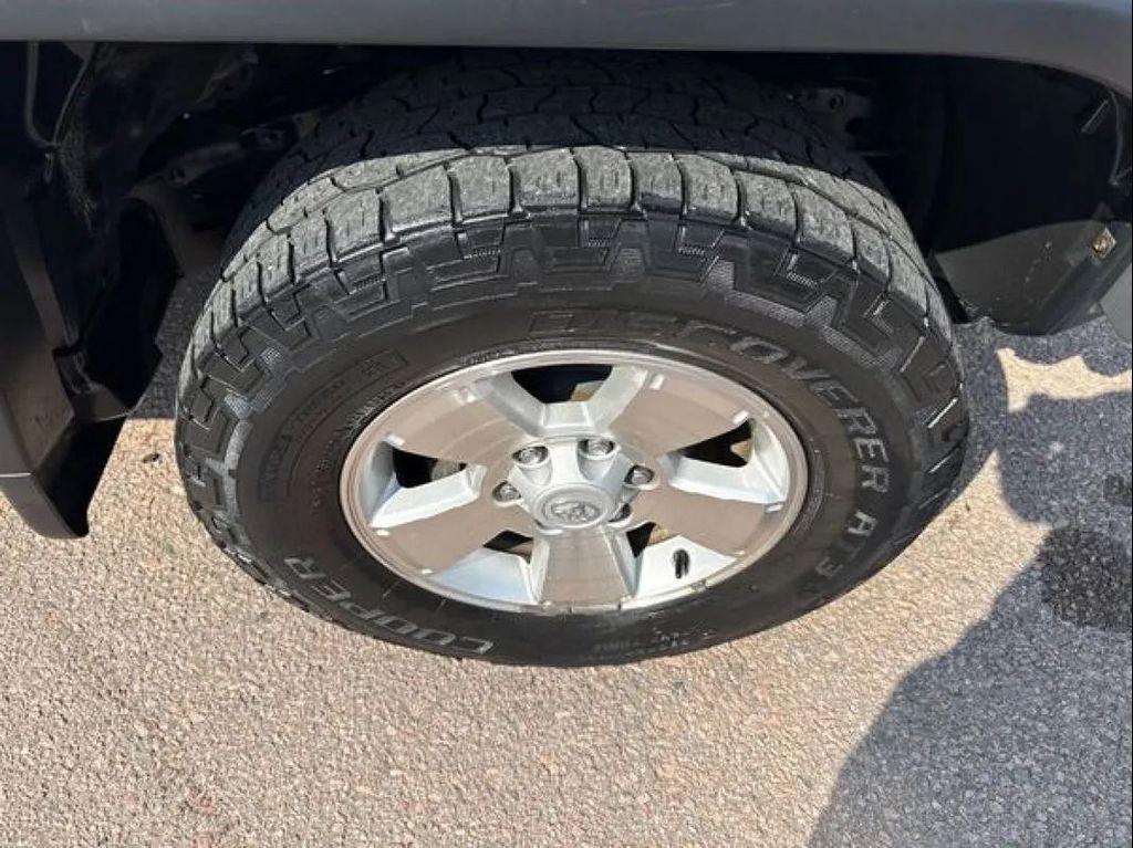 used 2007 Toyota FJ Cruiser car, priced at $11,995