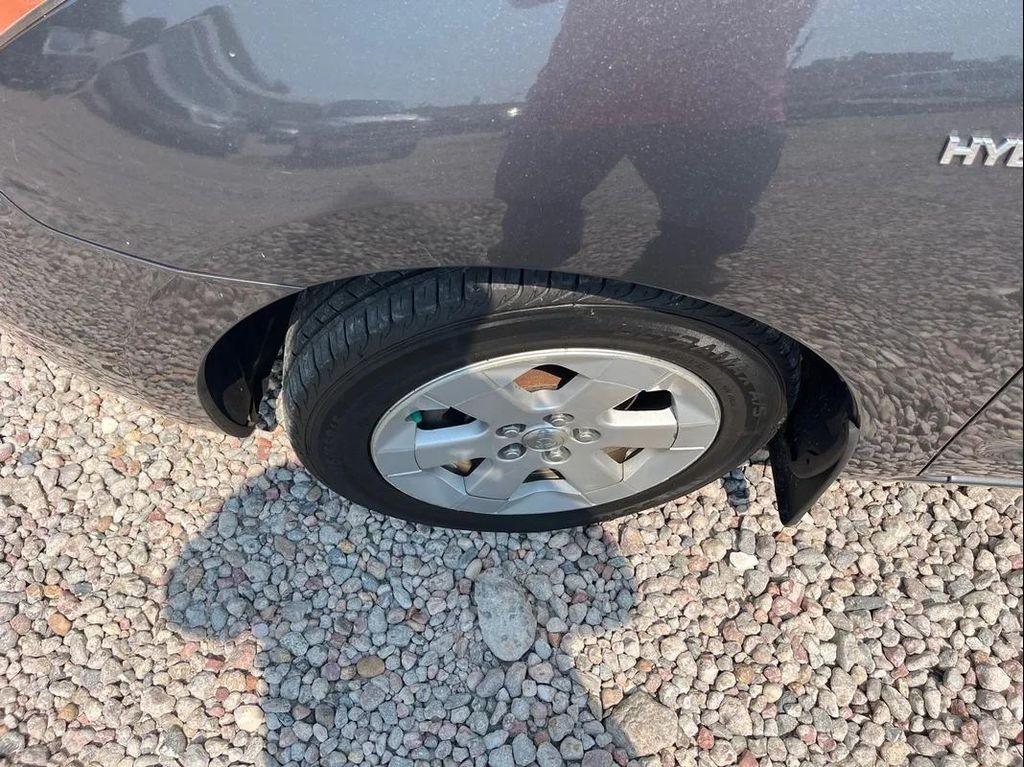 used 2009 Toyota Prius car, priced at $8,000