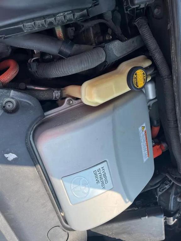used 2009 Toyota Prius car, priced at $8,000