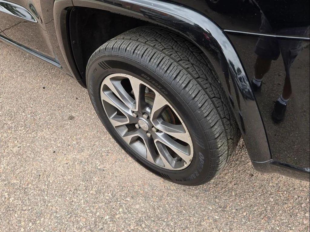 used 2017 Jeep Grand Cherokee car, priced at $19,995
