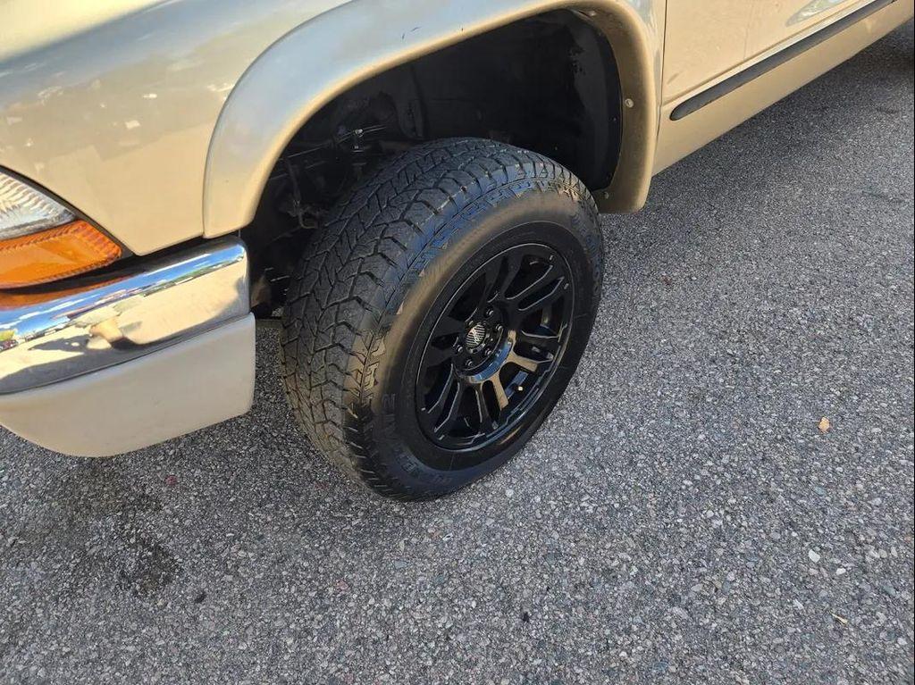 used 2004 Dodge Dakota car, priced at $9,900