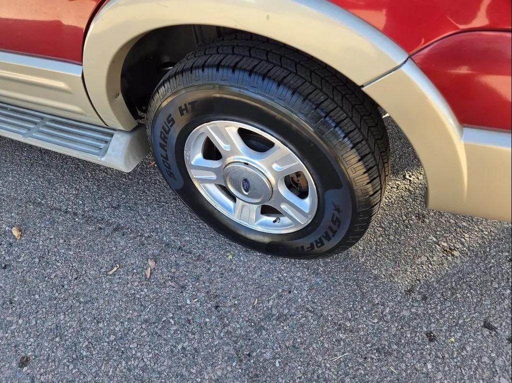 used 2006 Ford Expedition car, priced at $4,995