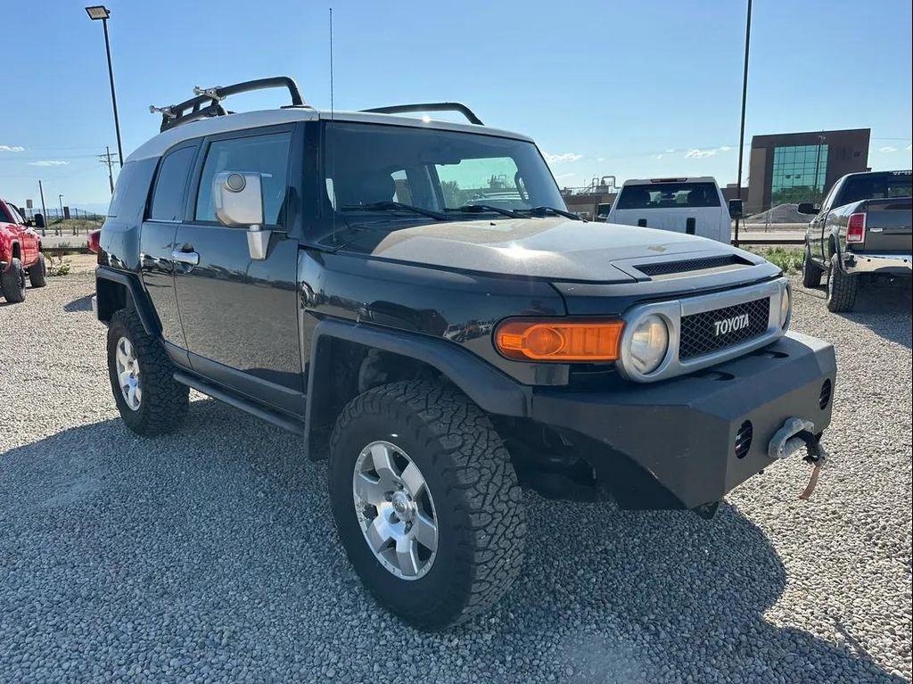 used 2007 Toyota FJ Cruiser car, priced at $14,800