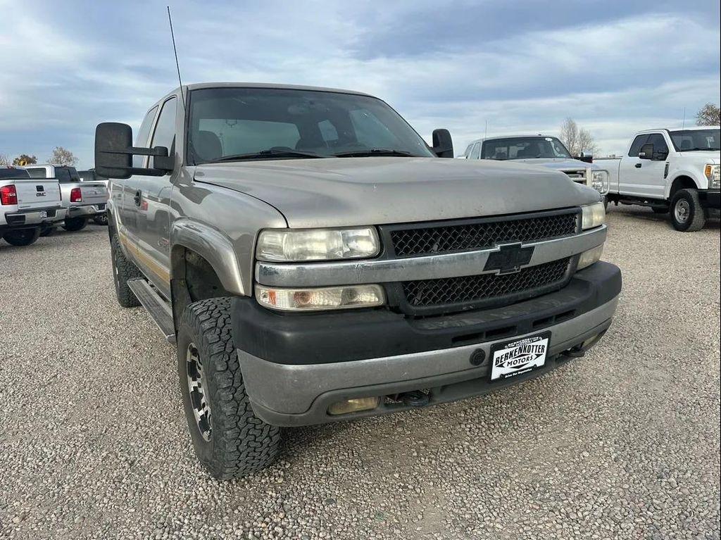 used 2001 Chevrolet Silverado 2500 car, priced at $10,500