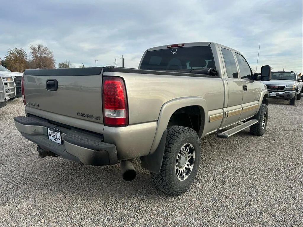 used 2001 Chevrolet Silverado 2500 car, priced at $10,500