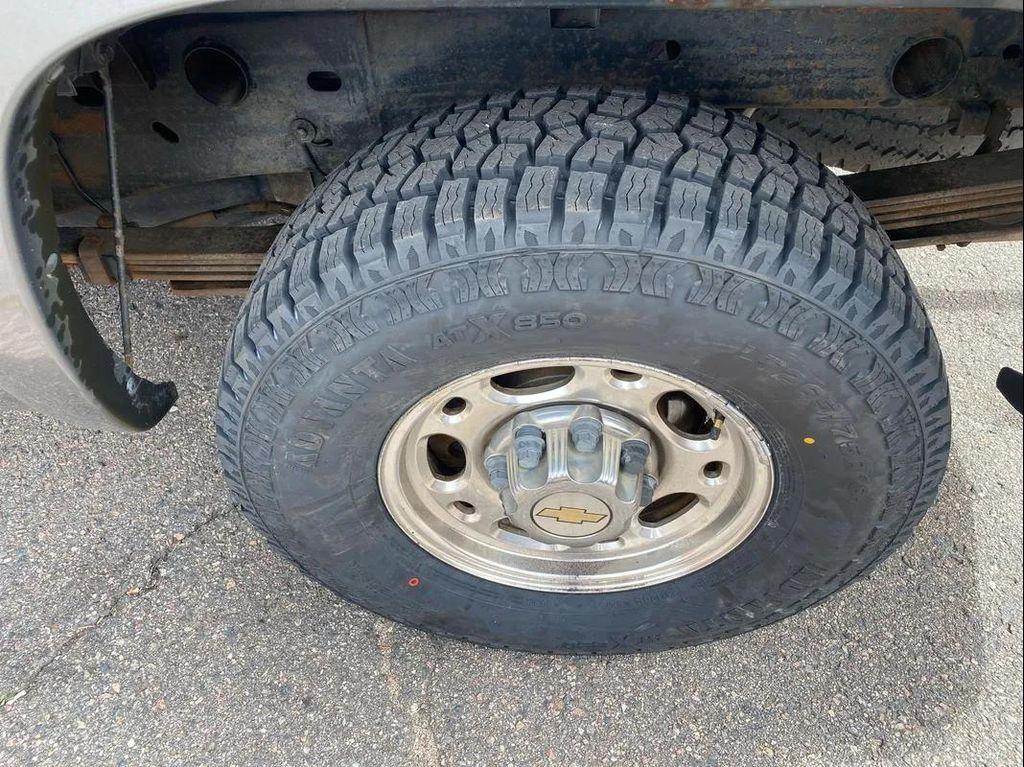 used 2001 Chevrolet Silverado 1500 car, priced at $9,995