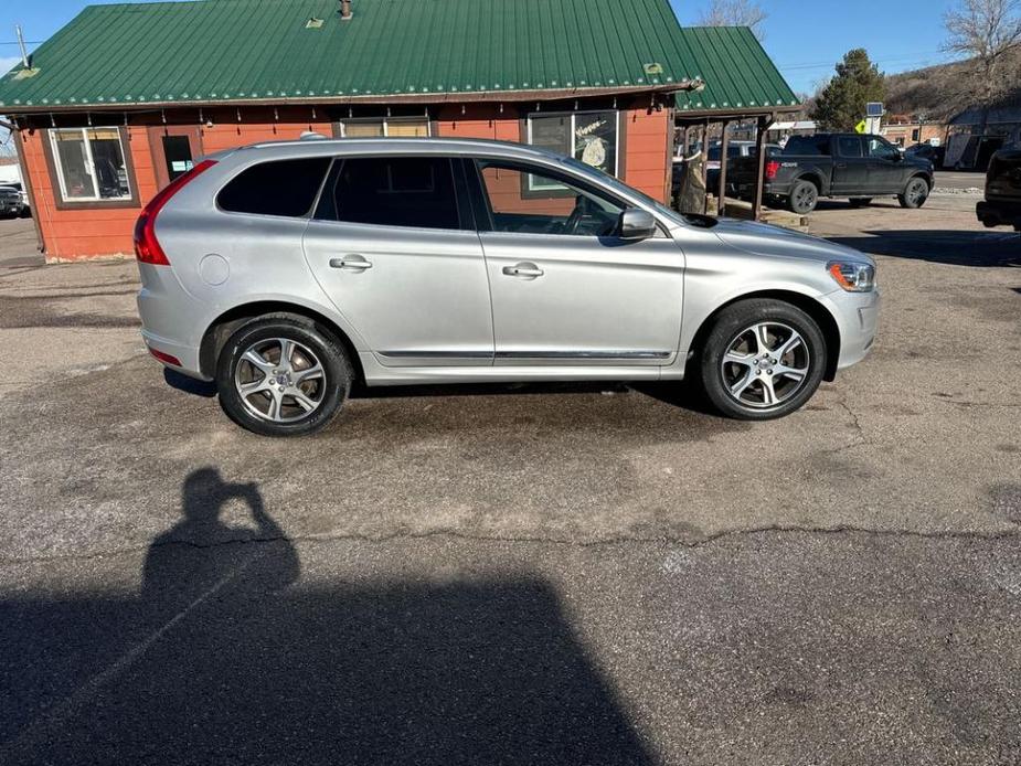 used 2014 Volvo XC60 car, priced at $11,500