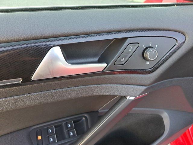 used 2015 Volkswagen Golf SportWagen car, priced at $17,900