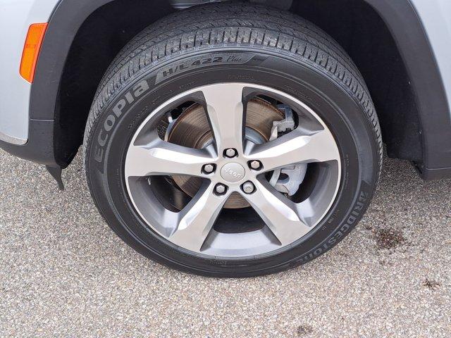 used 2021 Jeep Grand Cherokee L car, priced at $27,900