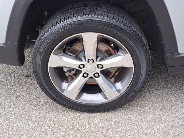 used 2021 Jeep Grand Cherokee L car, priced at $27,900