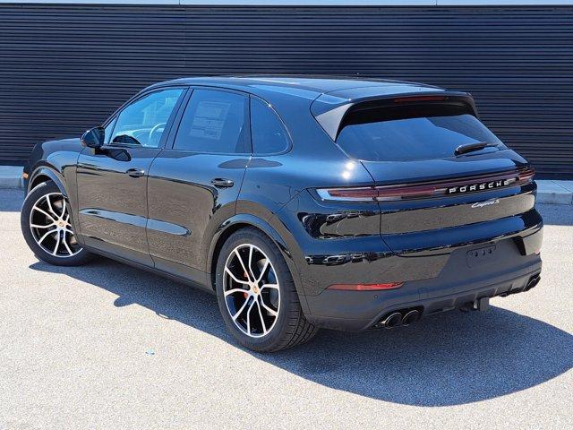 new 2025 Porsche Cayenne car, priced at $133,225
