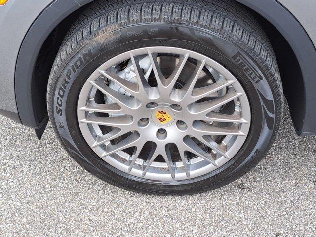 used 2018 Porsche Cayenne car, priced at $32,462