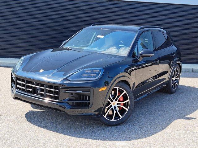 new 2025 Porsche Cayenne car, priced at $155,085