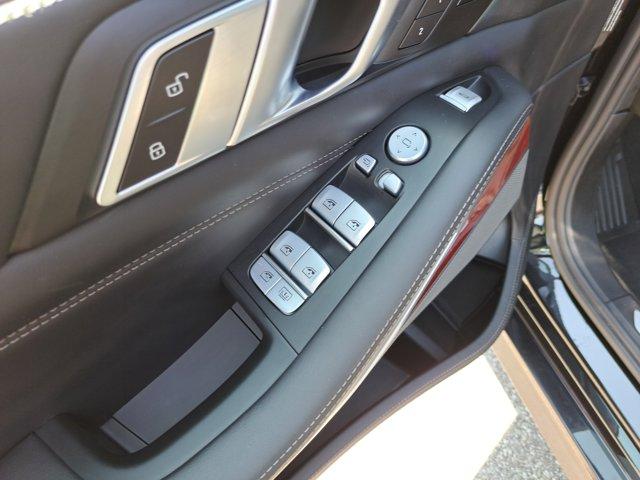 used 2023 BMW X7 car, priced at $104,995