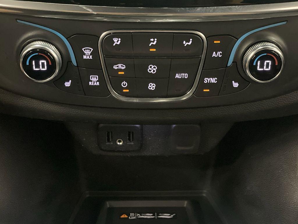 used 2023 Chevrolet Traverse car, priced at $34,216