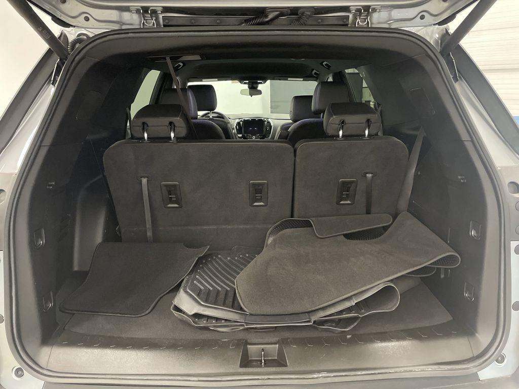 used 2023 Chevrolet Traverse car, priced at $34,216