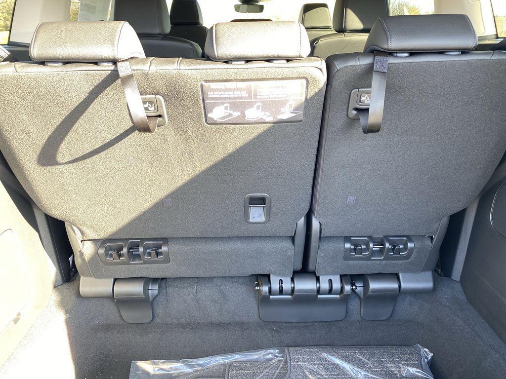 new 2026 Honda Odyssey car, priced at $42,183