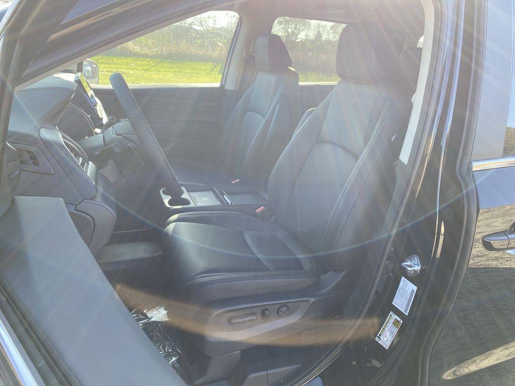 new 2026 Honda Odyssey car, priced at $42,183