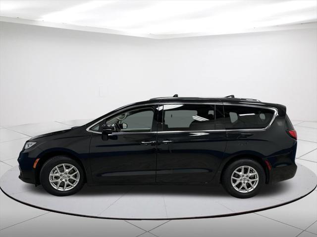 used 2021 Chrysler Pacifica car, priced at $20,220