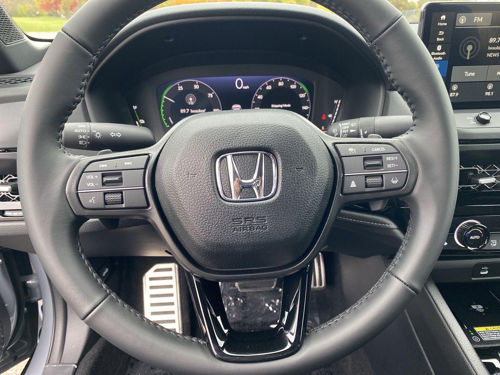 new 2025 Honda Accord Hybrid car, priced at $33,800