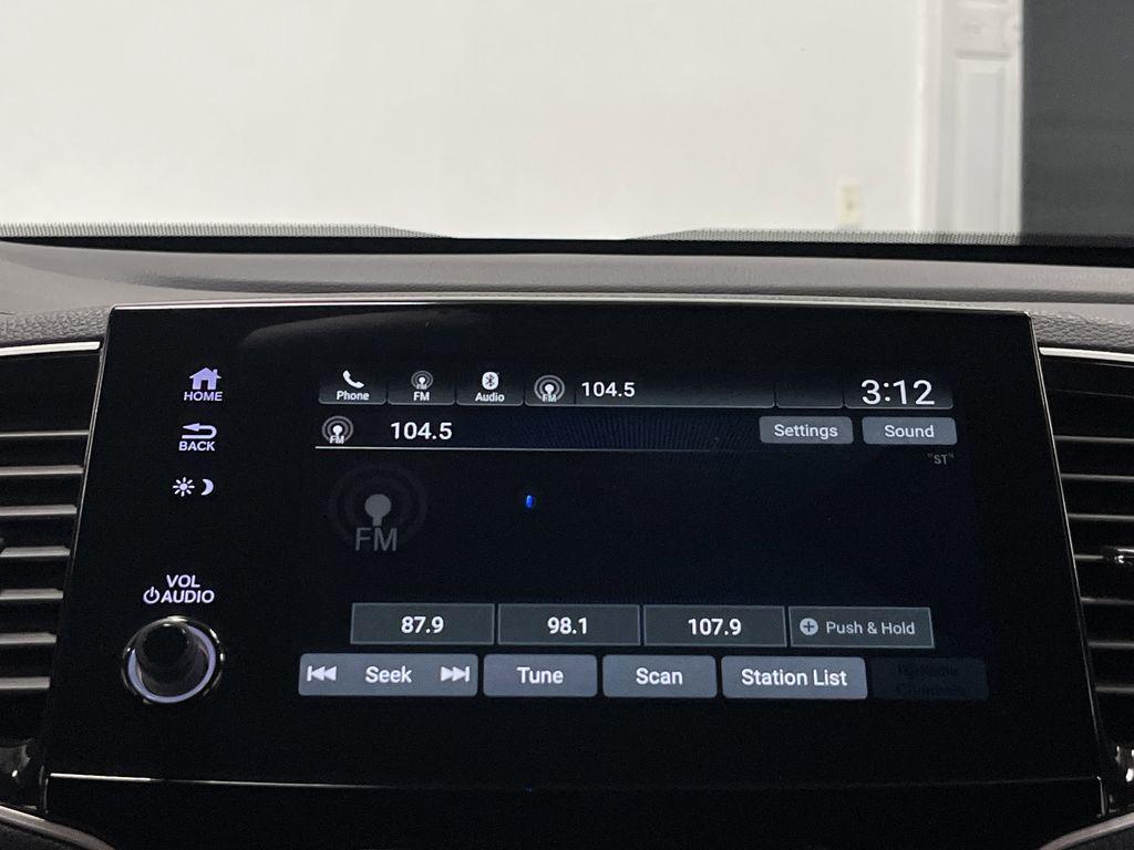 used 2022 Honda Pilot car, priced at $28,402