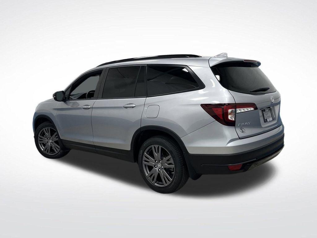 used 2022 Honda Pilot car, priced at $28,002