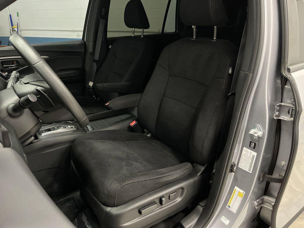 used 2022 Honda Pilot car, priced at $28,402