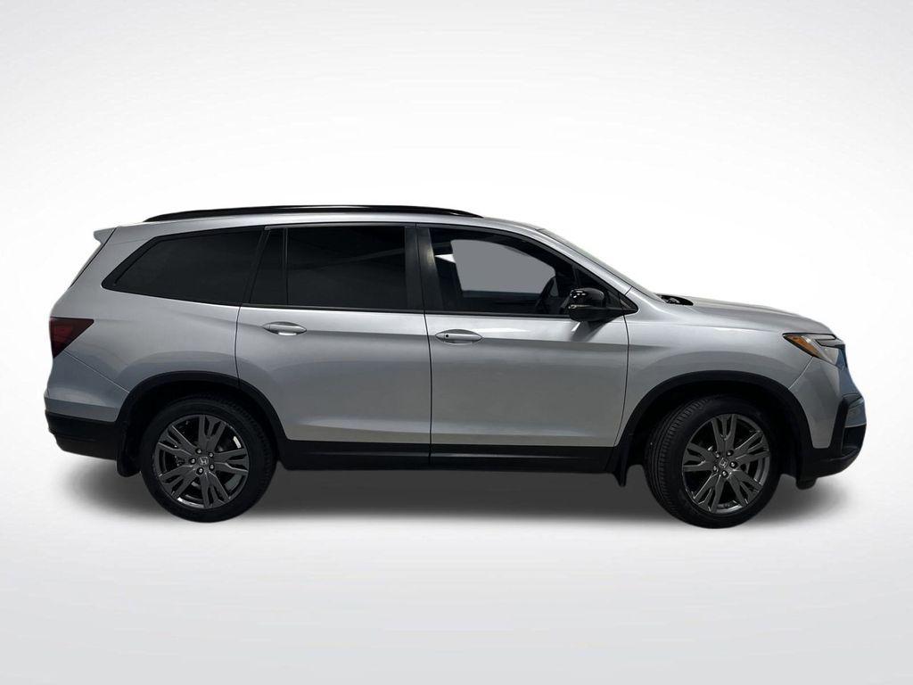 used 2022 Honda Pilot car, priced at $28,002