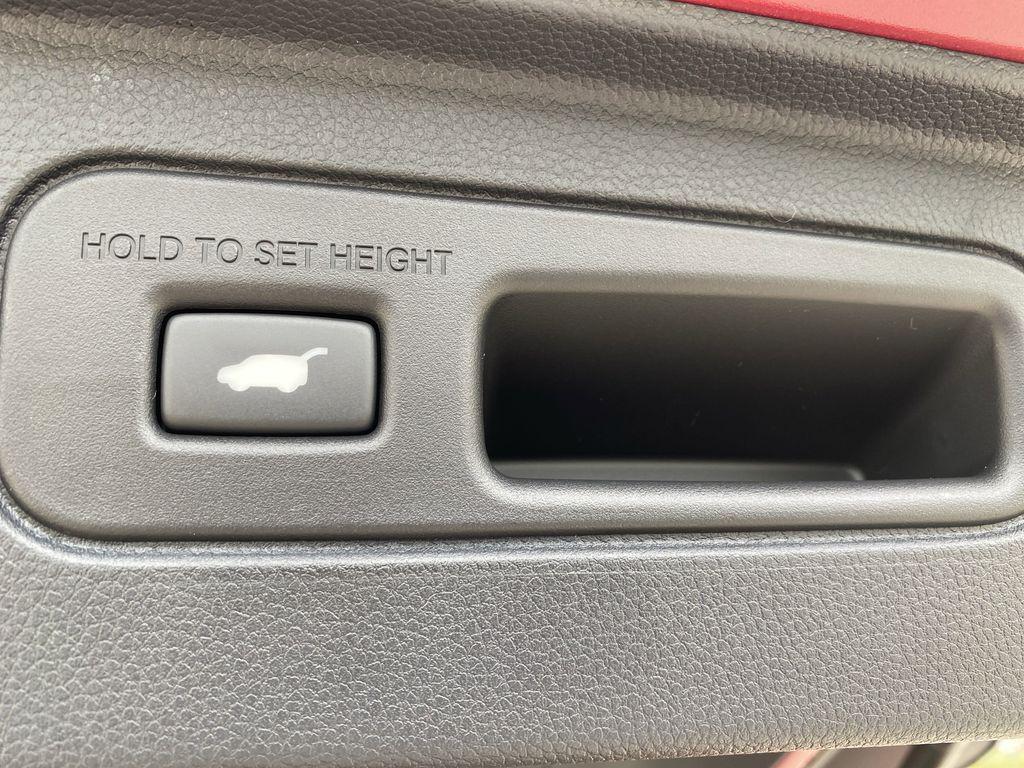 new 2025 Honda Pilot car, priced at $49,266