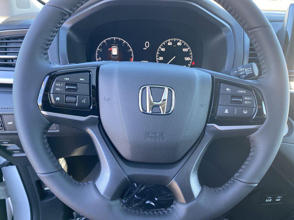 new 2026 Honda Odyssey car, priced at $42,164