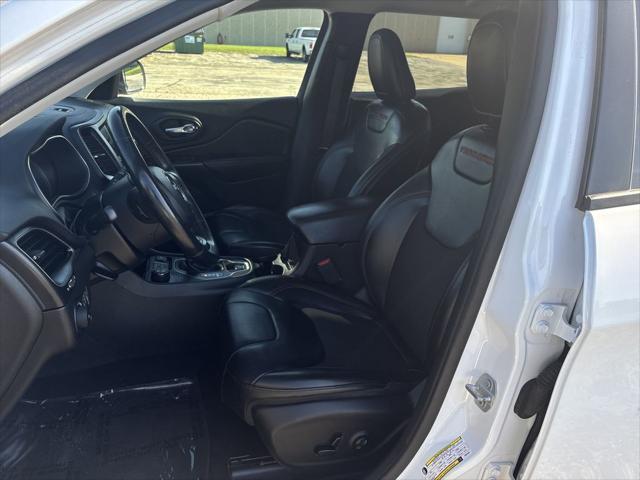 used 2019 Jeep Cherokee car, priced at $15,316