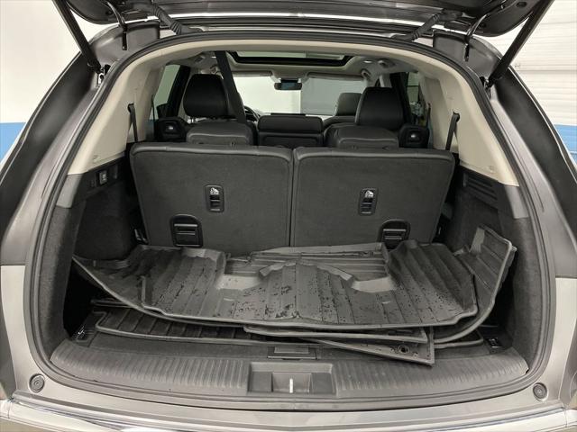used 2023 Acura MDX car, priced at $37,890