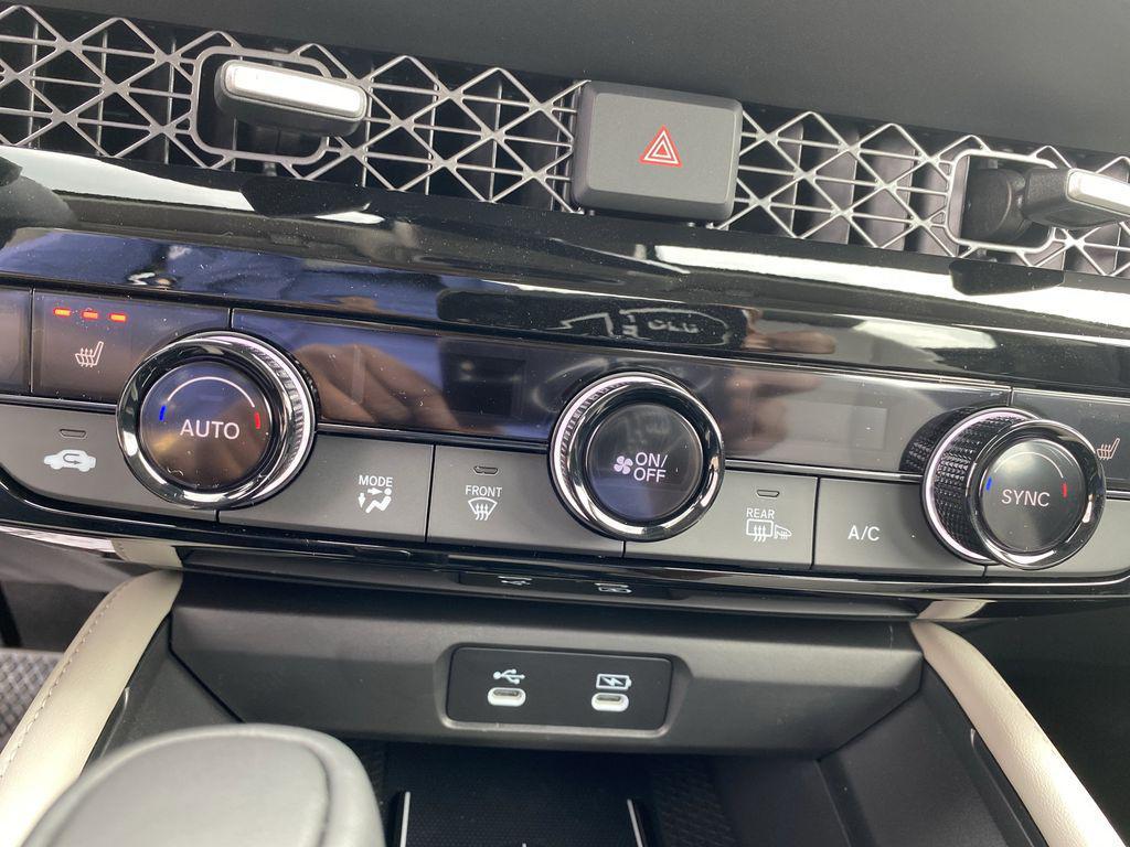 new 2025 Honda Accord Hybrid car, priced at $38,902