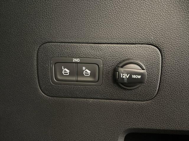 used 2023 Hyundai Santa Fe car, priced at $32,488