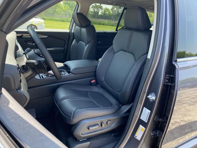 new 2025 Honda Pilot car, priced at $47,250