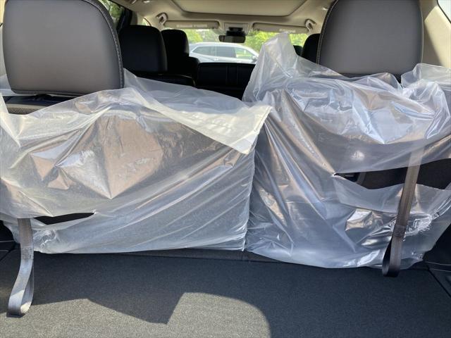 new 2025 Honda Pilot car, priced at $47,250