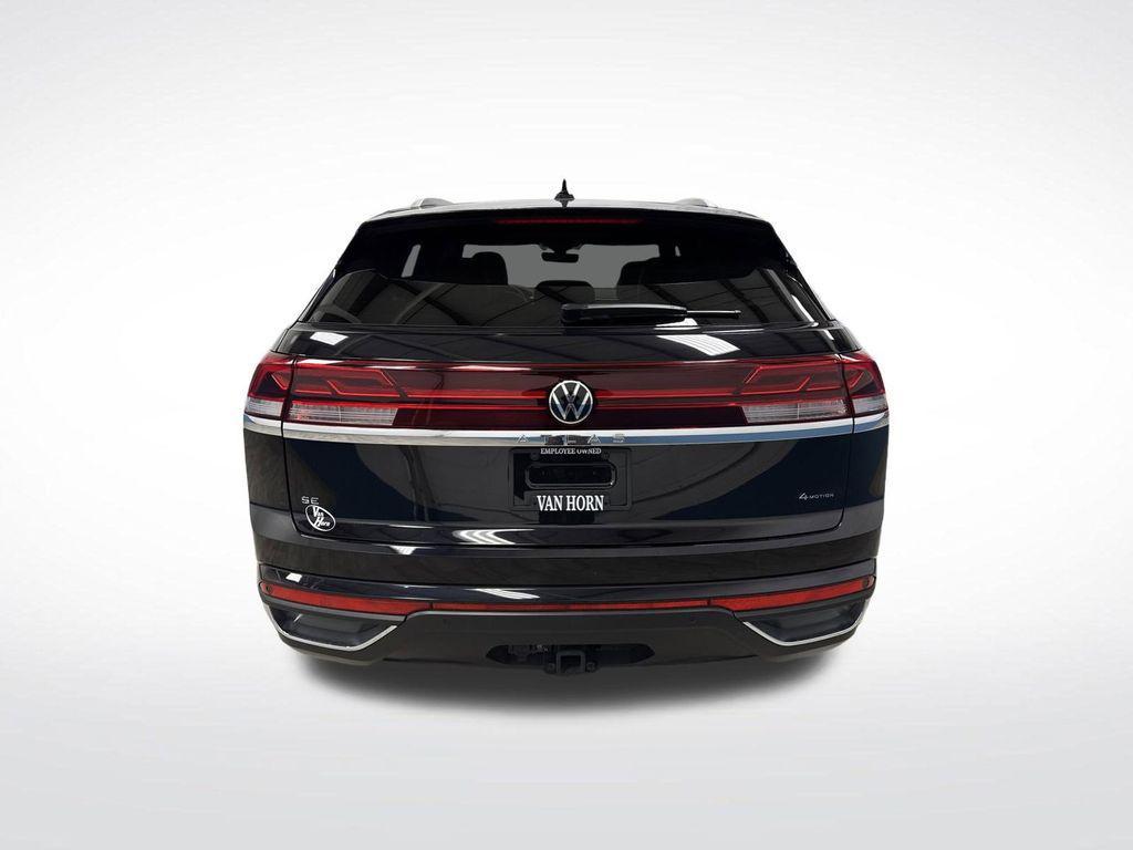 used 2024 Volkswagen Atlas Cross Sport car, priced at $33,167