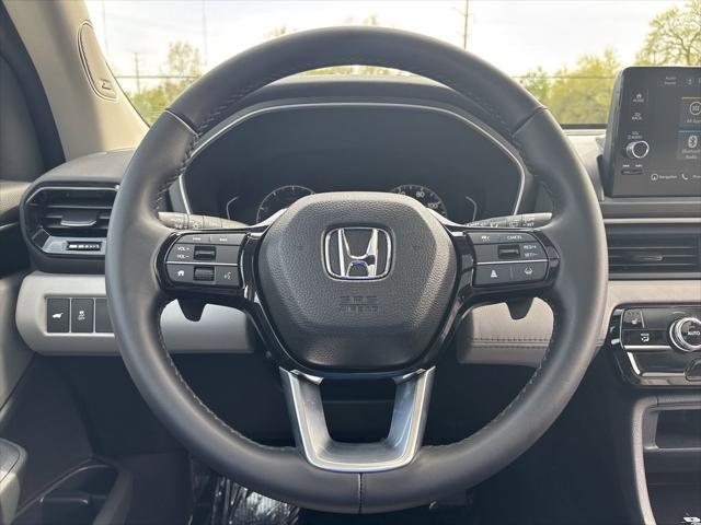 used 2025 Honda Pilot car, priced at $49,855