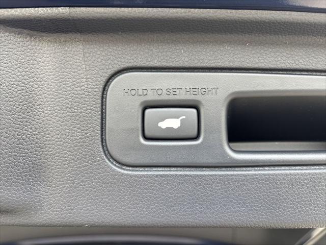 used 2025 Honda Pilot car, priced at $49,855