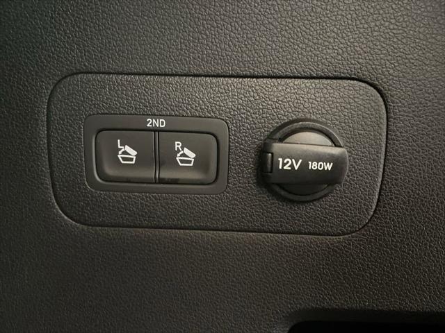 used 2023 Hyundai Santa Fe car, priced at $30,332