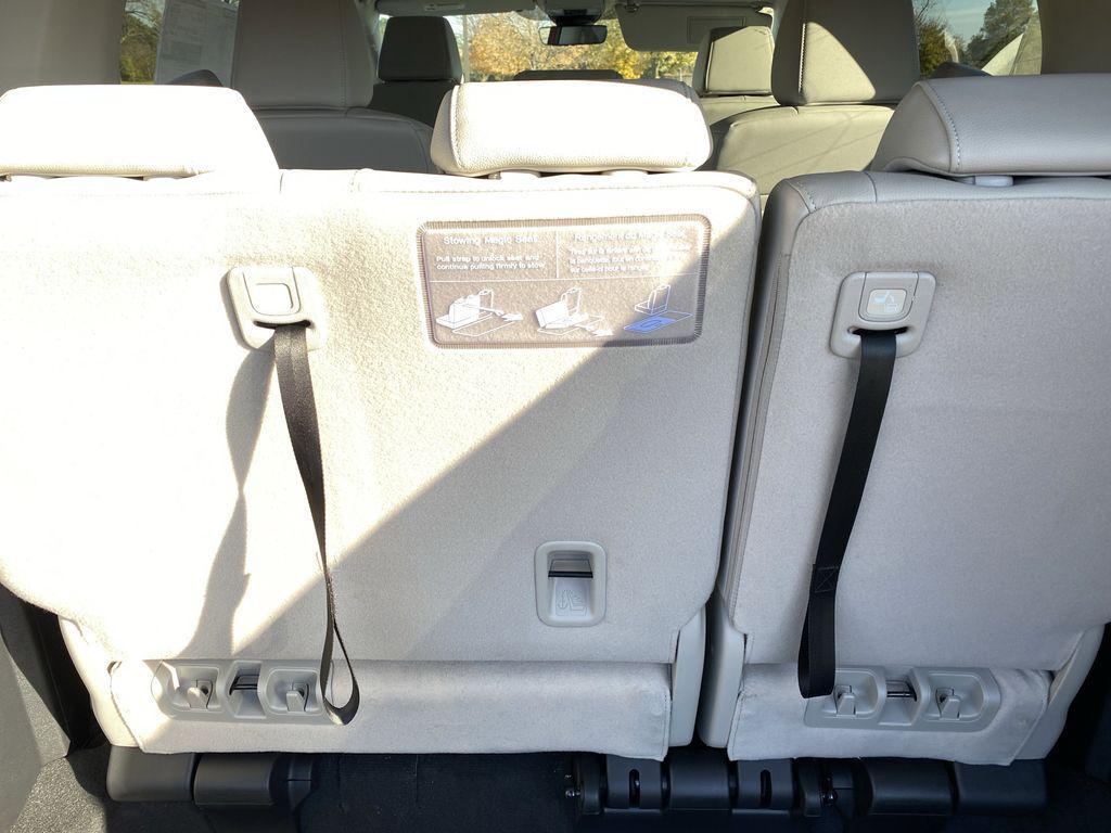 new 2026 Honda Odyssey car, priced at $42,164